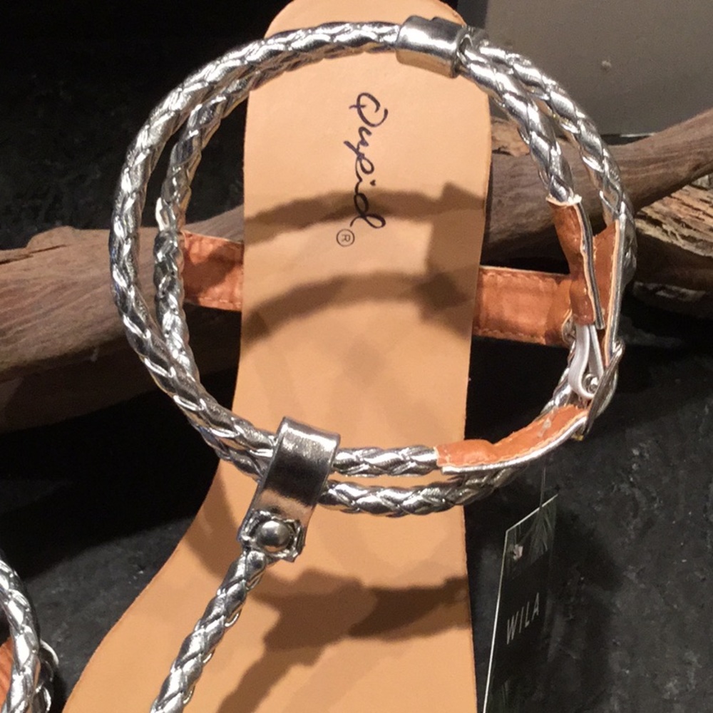 Braided Vegan Leather Sandals NWT - Picture 3 of 7